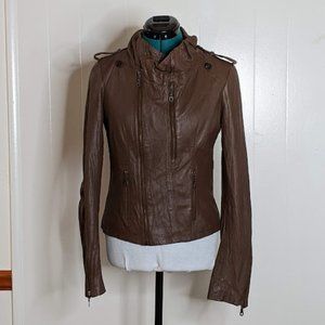 Baguda Women's 100% Leather Jacket. Size S.